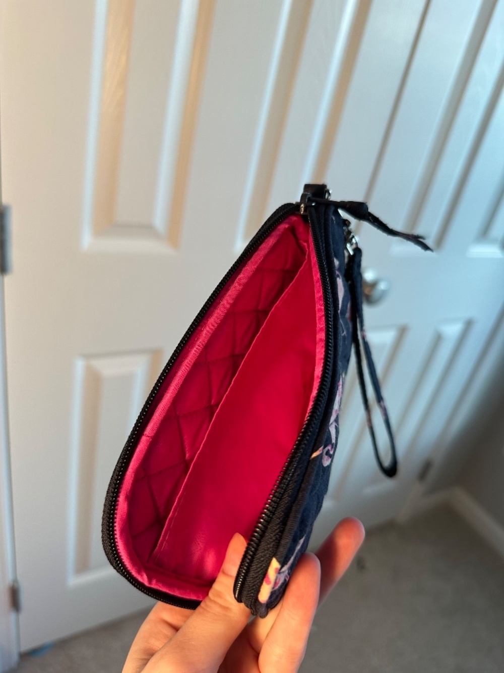Vera Bradley RFID Crossbody Wallet Wristlet Retired Print (Flamingo Fiesta) - Picture 7 of 10